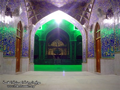 نمای داخل از حرم امام حسین (ع)